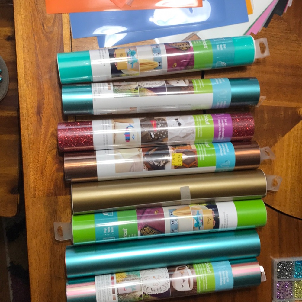 Cricut and random vinyl, adhesive foil